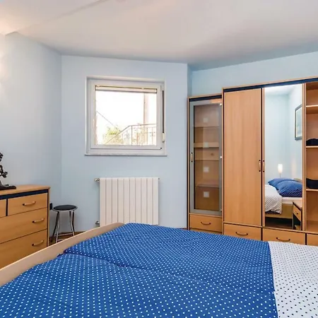 Viktorija Appartement *